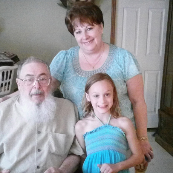 Meet your Posher, Edna - Picture 1 of 1